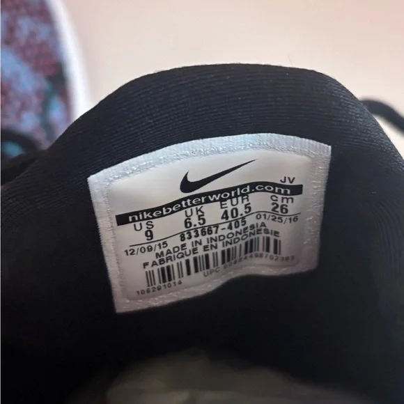 NEW Nike Women’s Kaishi 2.0 Print Sneakers - Size 8 (L) and Size 9 (R) - Picture 11 of 14